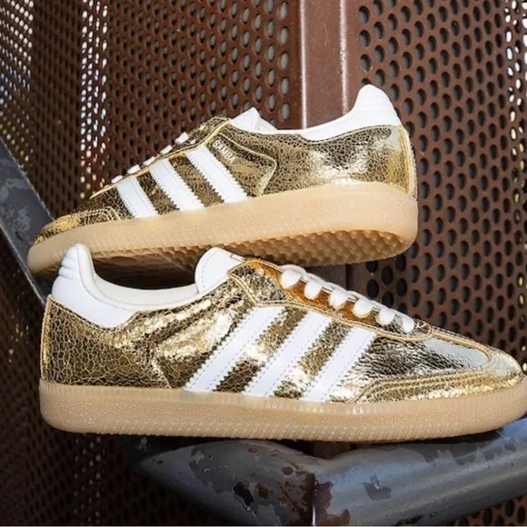 Adidas Women's Gold Samba Sneakers - Picture 5 of 6
